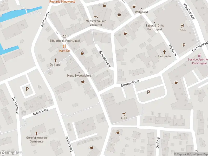 Ambulance met grote spoed naar de Dorpsstraat in Poortugaal