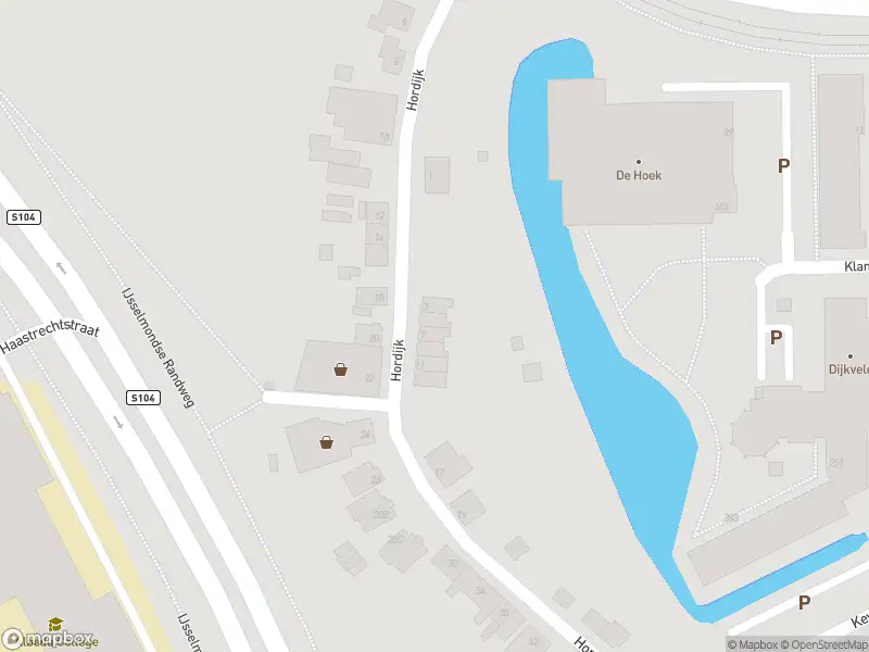 Ambulance met grote spoed naar de Hordijk in Rotterdam