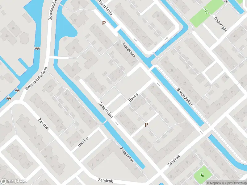 Ambulance met gepaste spoed naar de Beurs in Krimpen aan den IJssel