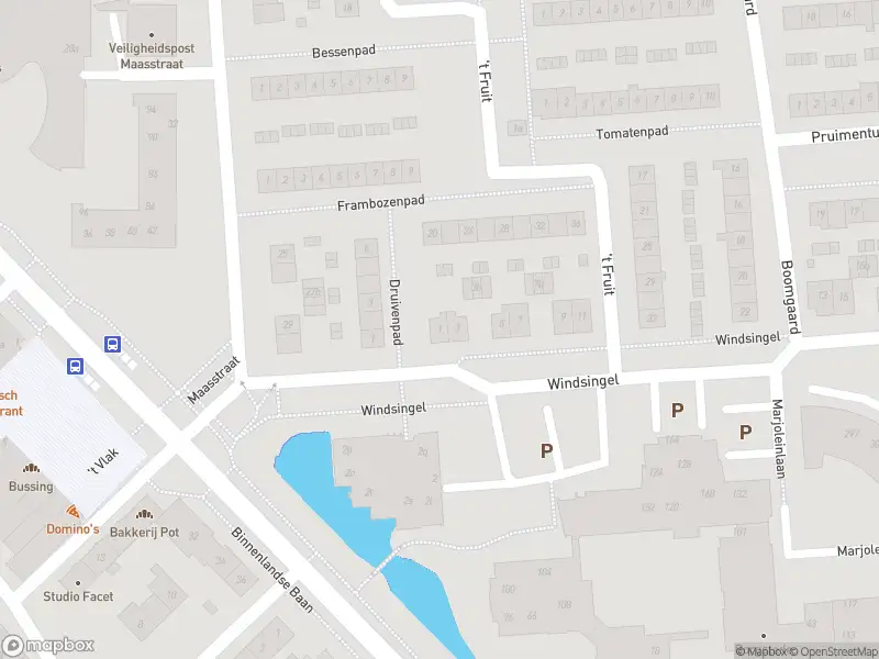 Ambulance met grote spoed naar de Windsingel in Barendrecht