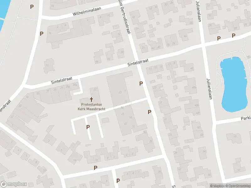 Ambulance met grote spoed naar de Prins Bernhardhoek in Maasbracht