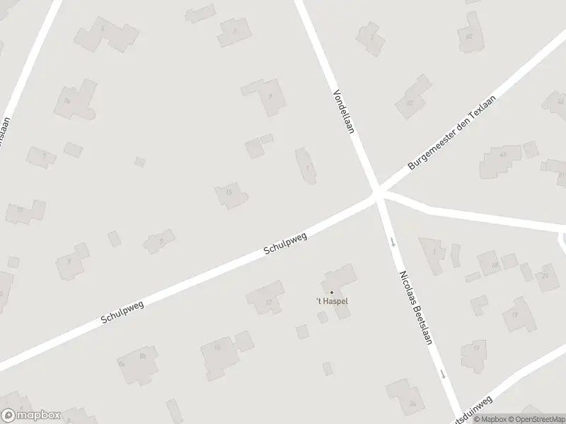 Ambulance met gepaste spoed naar de Jaap Buijshof in Aerdenhout