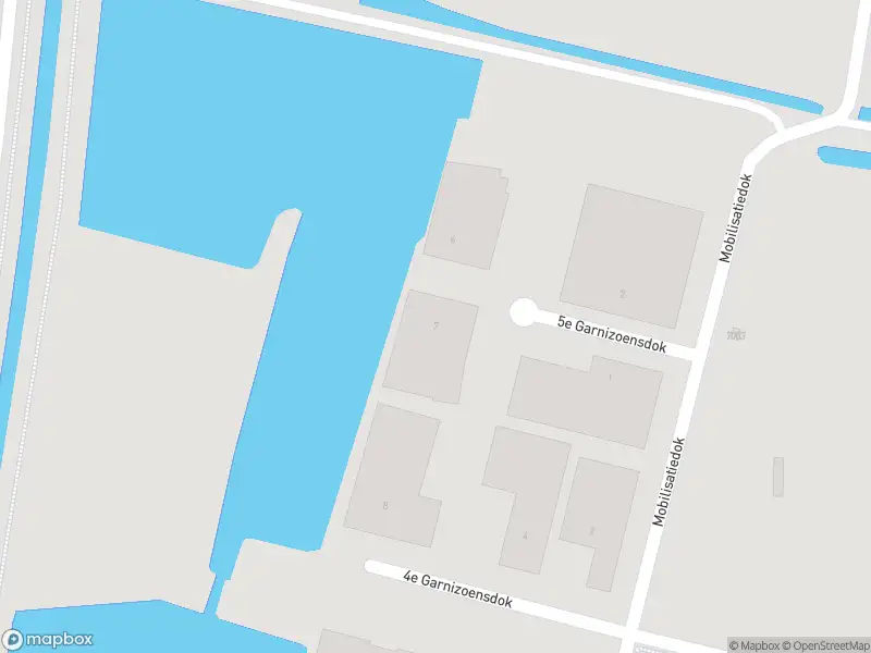 Brandweer met grote spoed naar de 5e Garnizoensdok in Nieuwegein