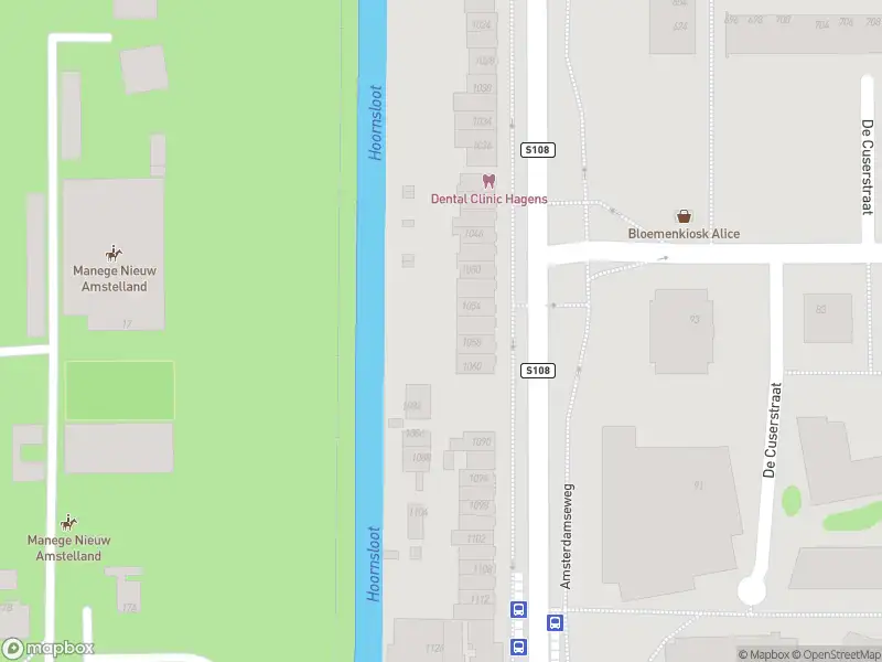 Ambulance met gepaste spoed naar de Amstelveenseweg in Amsterdam