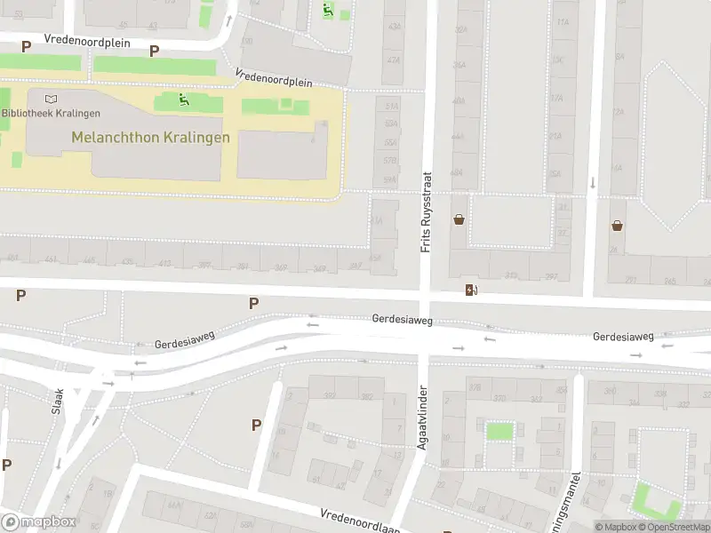 Ambulance met gepaste spoed naar de Gerdesiaweg in Rotterdam