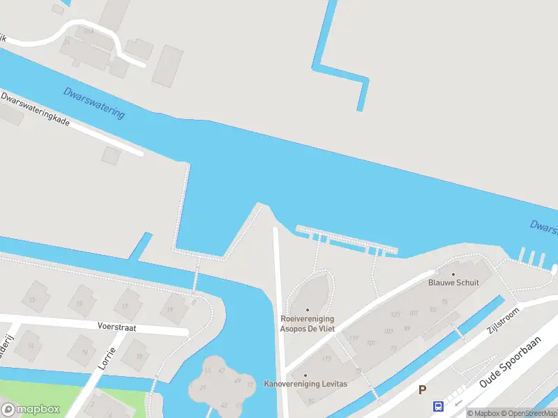 Ambulance met gepaste spoed naar de Dwarswateringkade in Leiderdorp
