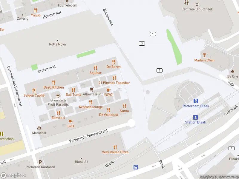 Ambulance met grote spoed naar de Westnieuwland in Rotterdam