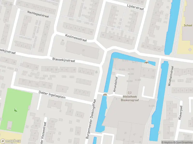 Ambulance met gepaste spoed naar de Blassekijnstraat in Bleskensgraaf
