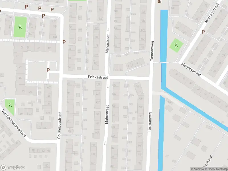 Ambulance met grote spoed naar de Mahustraat in Hoek van Holland