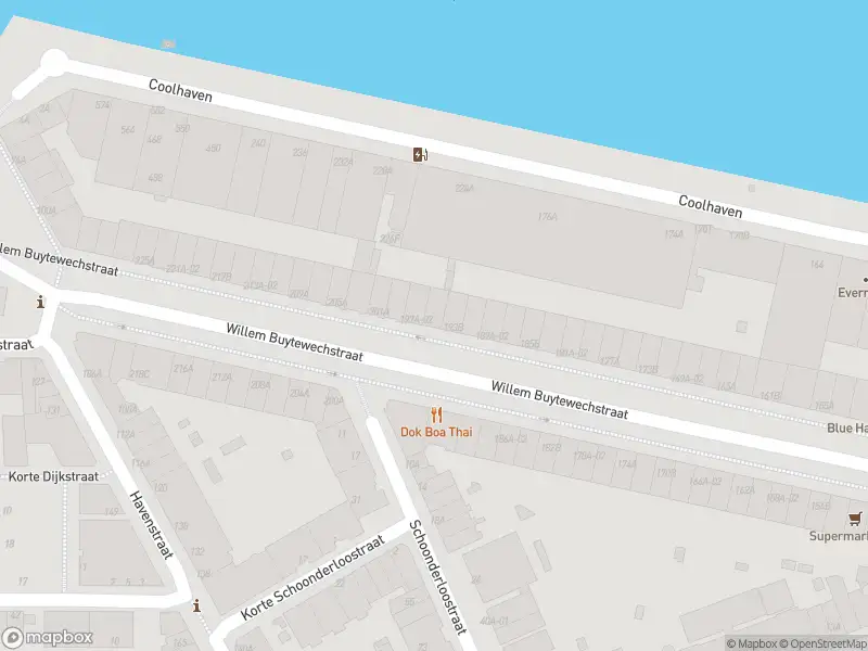 Ambulance met gepaste spoed naar de Willem Buytewechstraat in Rotterdam