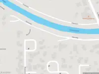 Brandweer met gepaste spoed naar de Eikenweg in Emmen