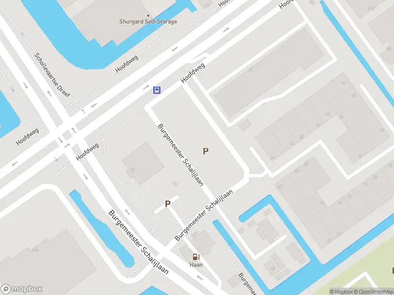 Ambulance met grote spoed naar de Hoofdweg in Capelle aan den IJssel