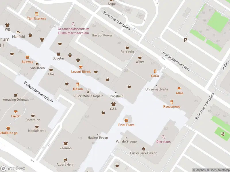 Ambulance met gepaste spoed naar de Olof Palmeplein in Amsterdam