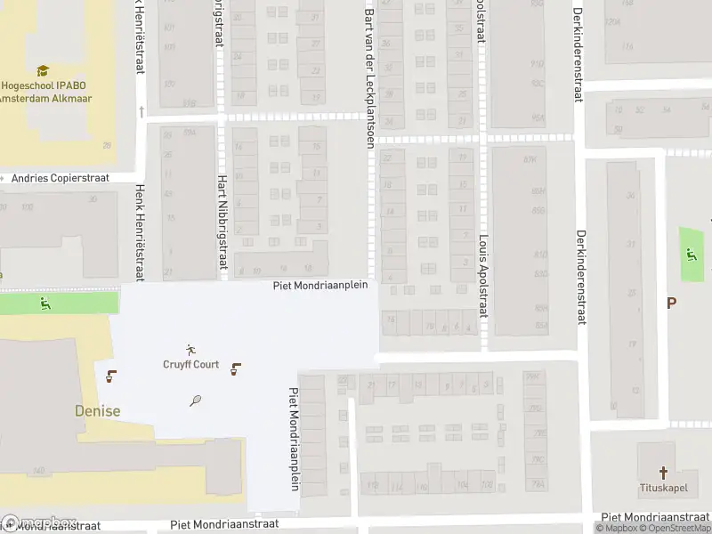 Ambulance met grote spoed naar de Bart van der Leckplantsoen in Amsterdam