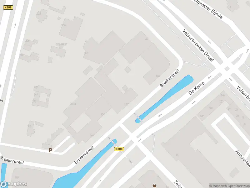 Ambulance met grote spoed naar de Broekerdreef in Velserbroek vanwege grote brand