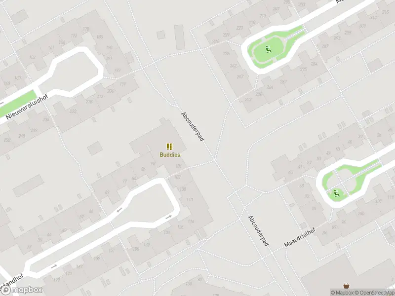 Brandweer met grote spoed naar de Niftrikhof in Amsterdam