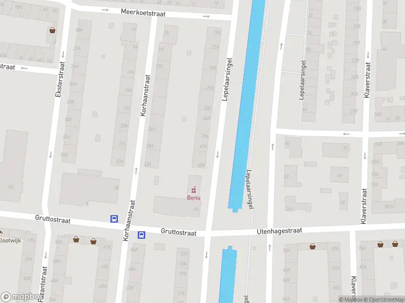 Ambulance met gepaste spoed naar de Lepelaarsingel in Rotterdam