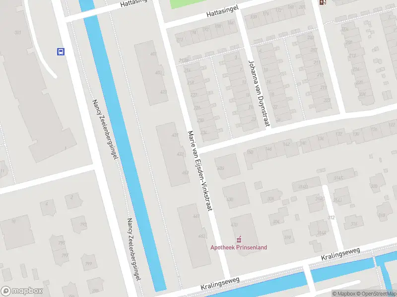 Ambulance met grote spoed naar de Marie van Eijsden-Vinkstraat in Rotterdam