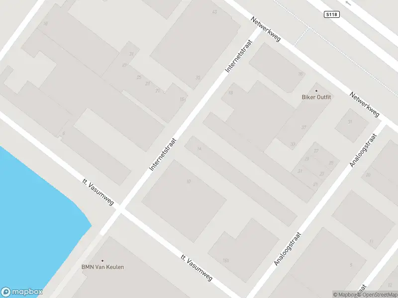 Ambulance met gepaste spoed naar de Internetstraat in Amsterdam