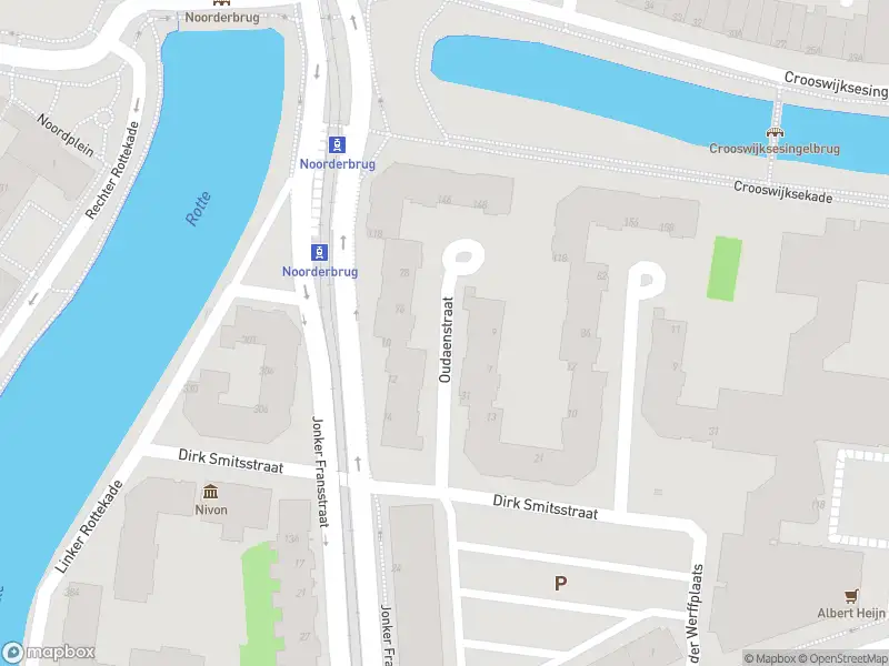 Ambulance met grote spoed naar de Oudaenstraat in Rotterdam