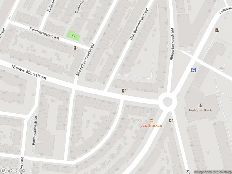 Ambulance met gepaste spoed naar de Nieuwe Maasstraat in Schiedam