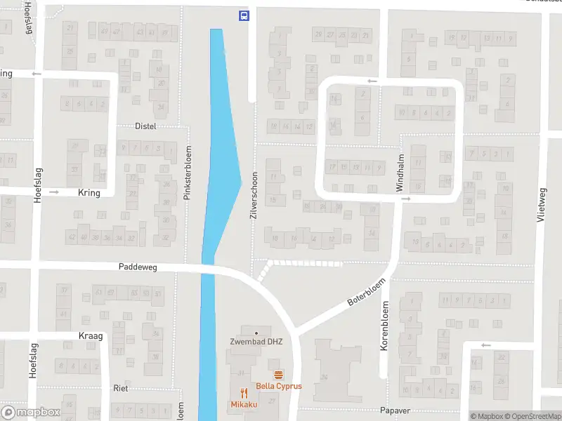 Ambulance met gepaste spoed naar de Hoefslag in Barendrecht