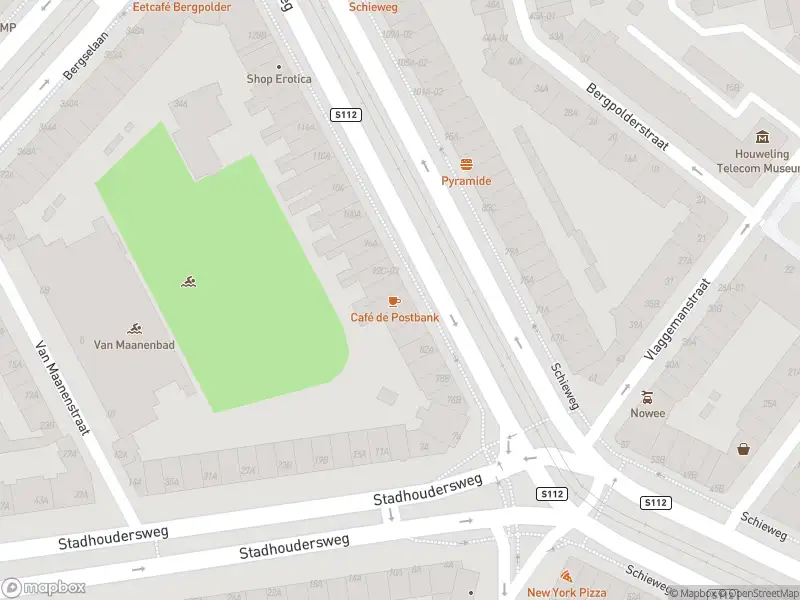 Ambulance met grote spoed naar de Schieweg in Rotterdam