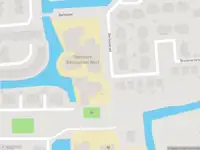 Ambulance met grote spoed naar de Berliozstraat in Capelle aan den IJssel