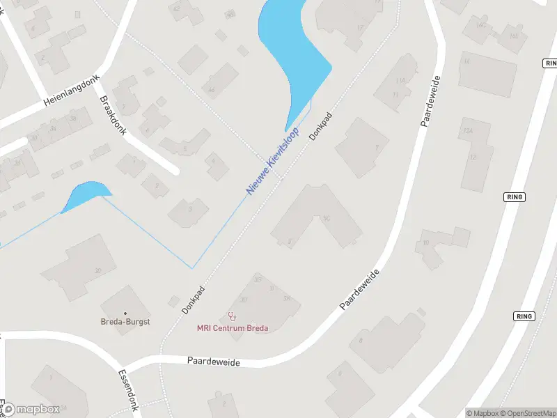 Politie met grote spoed naar de Paardeweide in Breda vanwege letsel