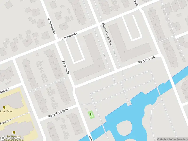 Ambulance met grote spoed naar de Zoutweide in Hellevoetsluis