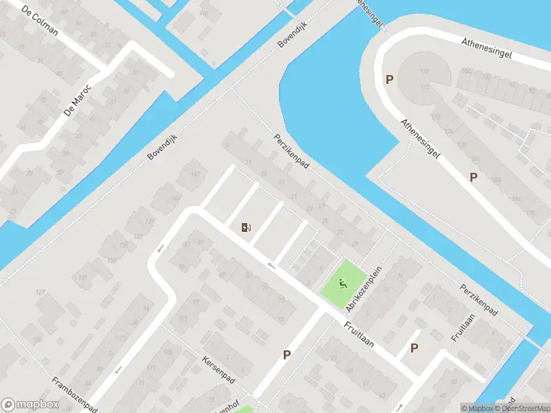 Traumahelikopter met grote spoed naar de Meloenpad in Wateringen