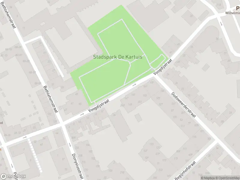 Politie naar de Voogdijstraat in Roermond vanwege aanrijding met letsel