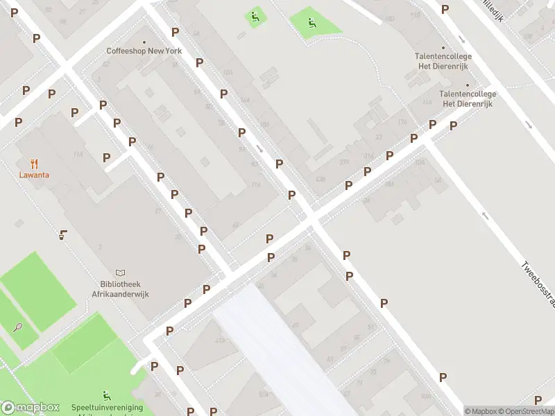 Ambulance met grote spoed naar de Riebeekstraat in Rotterdam