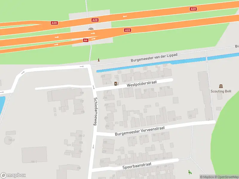 Ambulance met gepaste spoed naar de Westpolderstraat in Schiedam