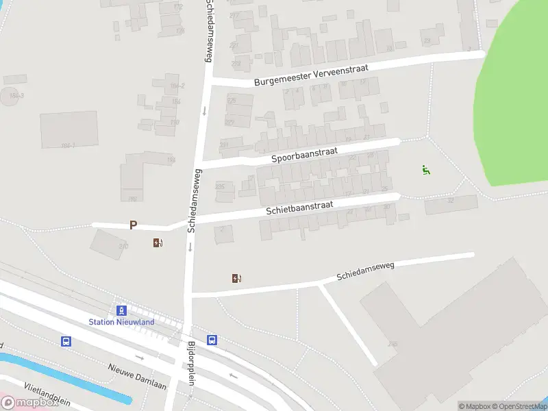 Ambulance met grote spoed naar de Schietbaanstraat in Schiedam