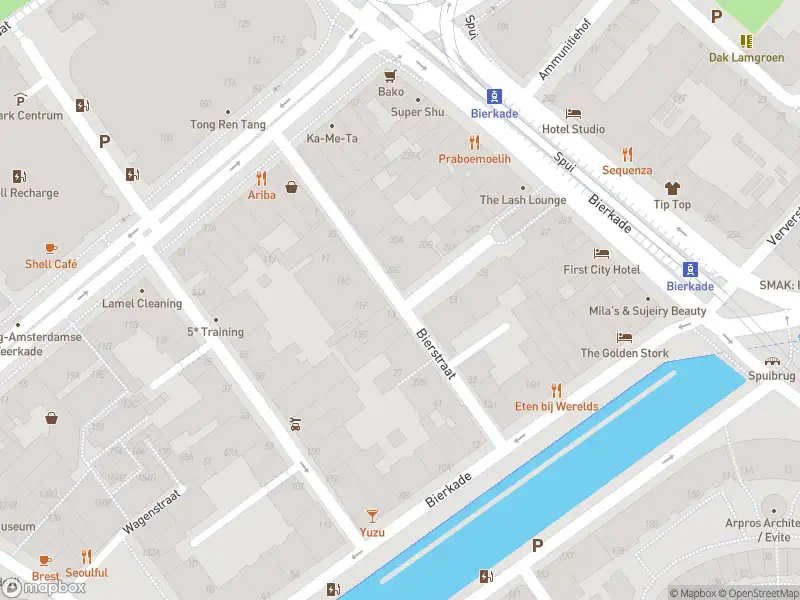 Ambulance met grote spoed naar de Bierstraat in 's-Gravenhage