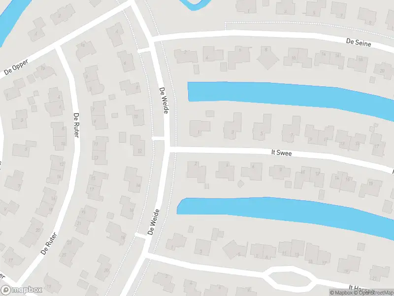 112 melding Brandweer met grote spoed naar de it Swee in Sneek vanwege waarnemen gaslucht