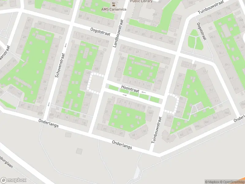 Ambulance met gepaste spoed naar de Hooistraat in Amsterdam