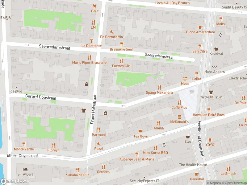 Ambulance met gepaste spoed naar de Saffierstraat in Amsterdam