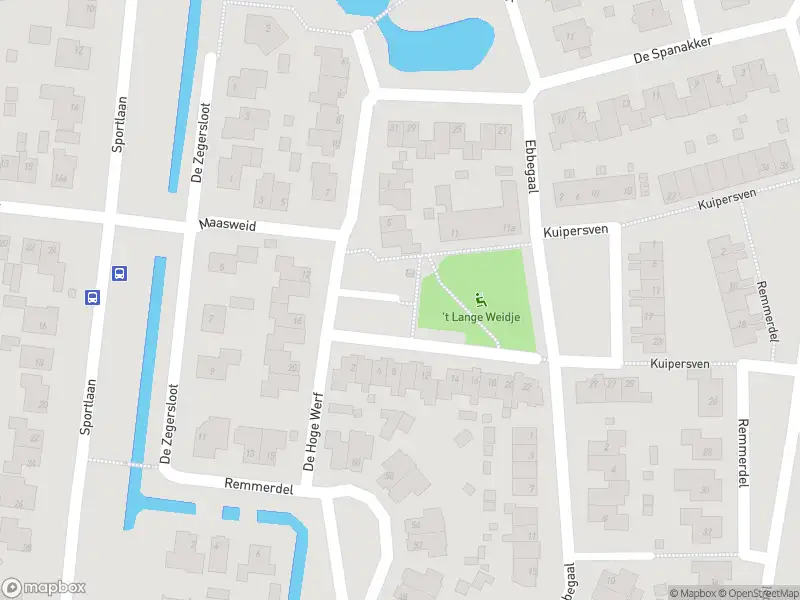 Ambulance met gepaste spoed naar de 't Lange Weidje in Warmenhuizen