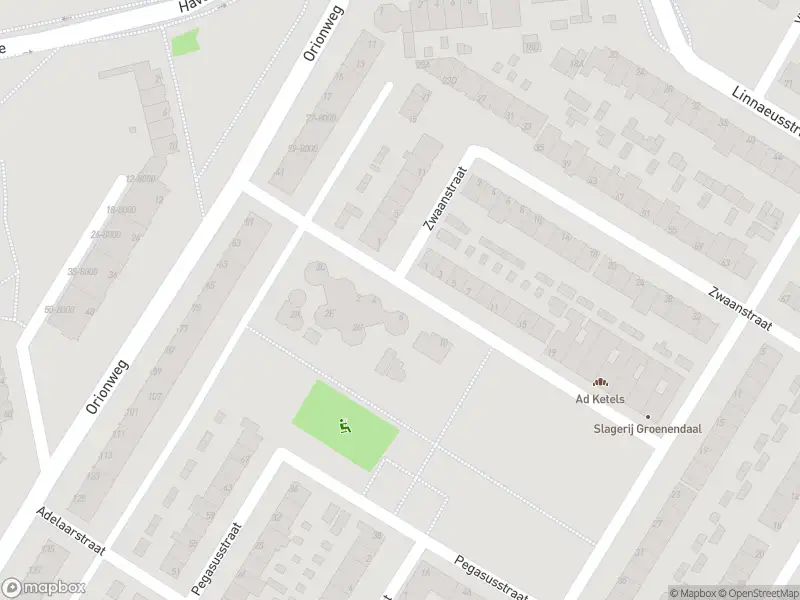 Ambulance met grote spoed naar de Cepheusstraat in IJmuiden