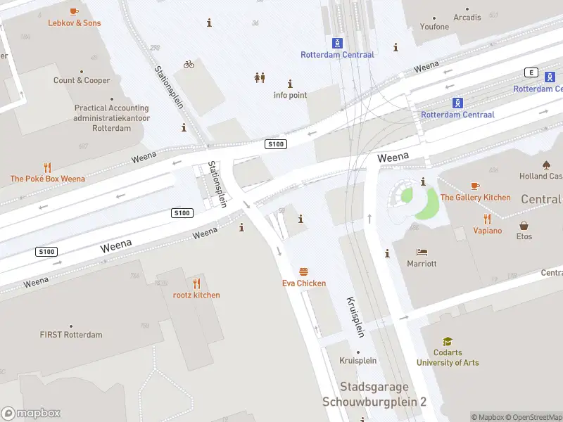 Ambulance met gepaste spoed naar de Weena in Rotterdam