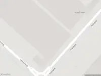 Brandweer met gepaste spoed naar de Incheonweg in Rozenburg vanwege afgaan automatisch brandalarm