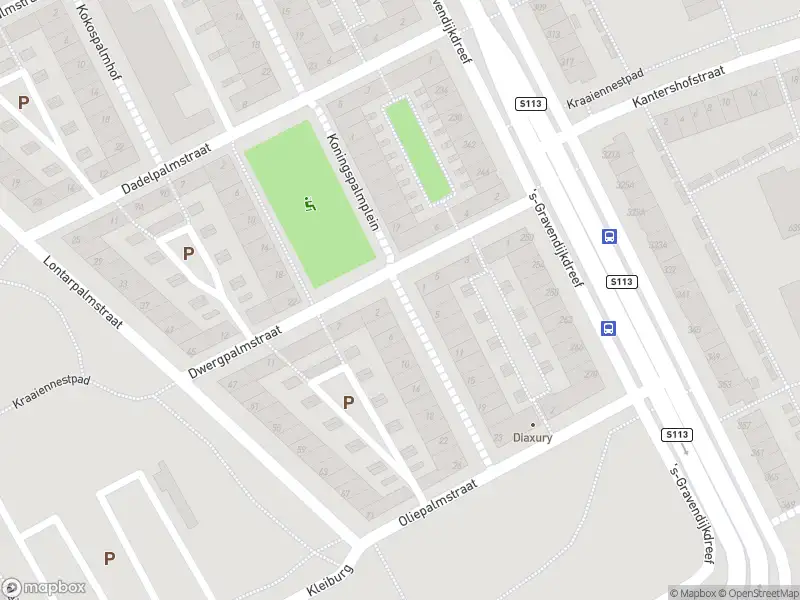 Ambulance met grote spoed naar de Koolpalmhof in Amsterdam