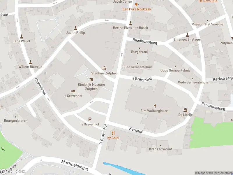 Politie naar de 's Gravenhof in Zutphen vanwege aanrijding met letsel