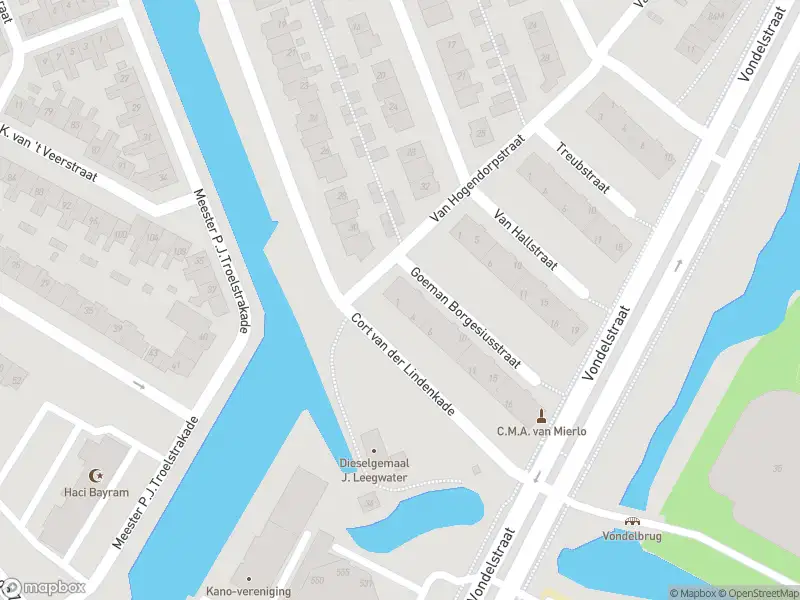 Ambulance naar de Goeman Borgesiusstraat in Alkmaar