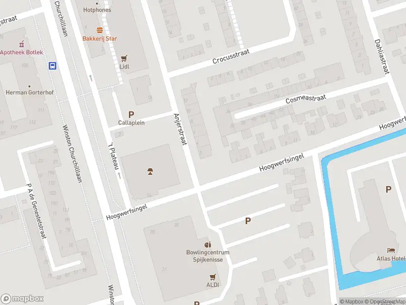 Ambulance met gepaste spoed naar de Anjerplein in Spijkenisse