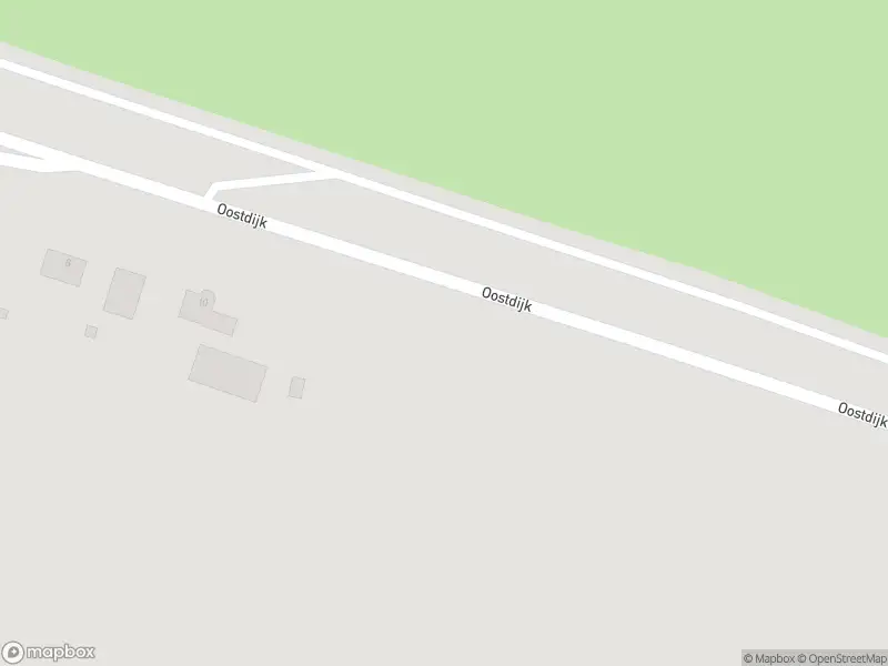 Brandweer met grote spoed naar de Oostdijk in Willemstad vanwege een buitenbrand