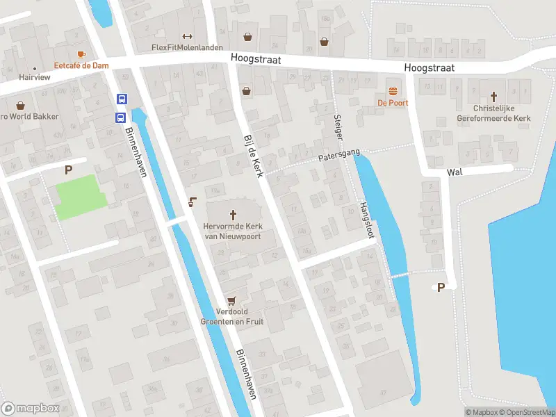 Ambulance met grote spoed naar de Bij de Kerk in Nieuwpoort