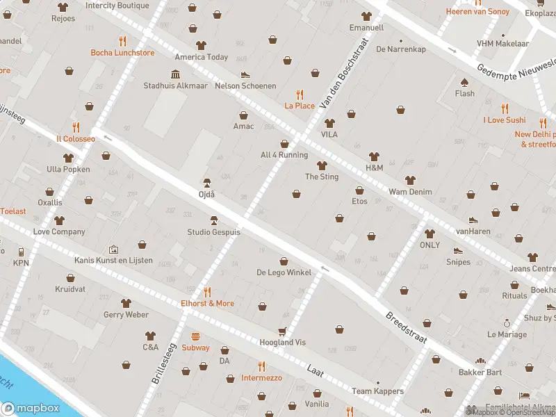 Ambulance met gepaste spoed naar de Kanaalkade in Alkmaar